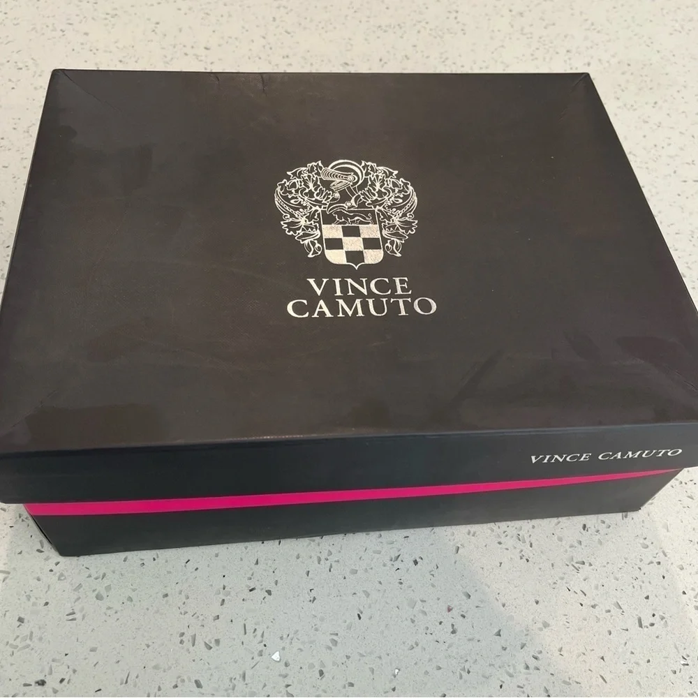 Vince Camuto Size 6 Ankara Stack Open Toed Booties Leather Sandals